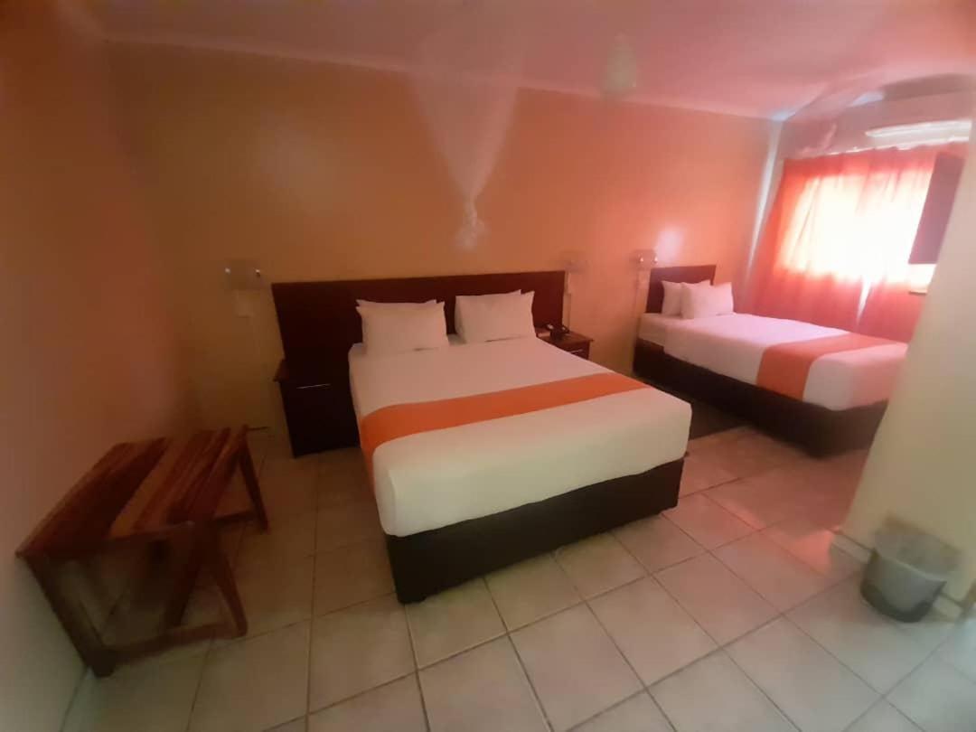 Nkanga Hotel Kasane Esterno foto